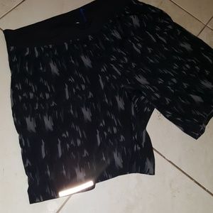 Lululemon Shorts Size Large